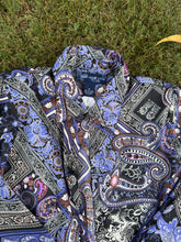 Load image into Gallery viewer, Purple Paisley Susan Graver Button Up Size M - Y2K
