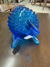 Load image into Gallery viewer, Vintage Fenton Blue Three Footed Egg Shaped Vase Hobnail 5&quot; Glass
