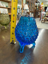 Load image into Gallery viewer, Vintage Fenton Blue Three Footed Egg Shaped Vase Hobnail 5&quot; Glass
