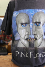 Load image into Gallery viewer, 1994 Pink Floyd North American Tour Tshirt | Division Bell |  XL
