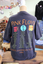 Load image into Gallery viewer, 1994 Pink Floyd North American Tour Tshirt | Division Bell |  XL
