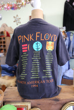 Load image into Gallery viewer, 1994 Pink Floyd North American Tour Tshirt | Division Bell |  XL
